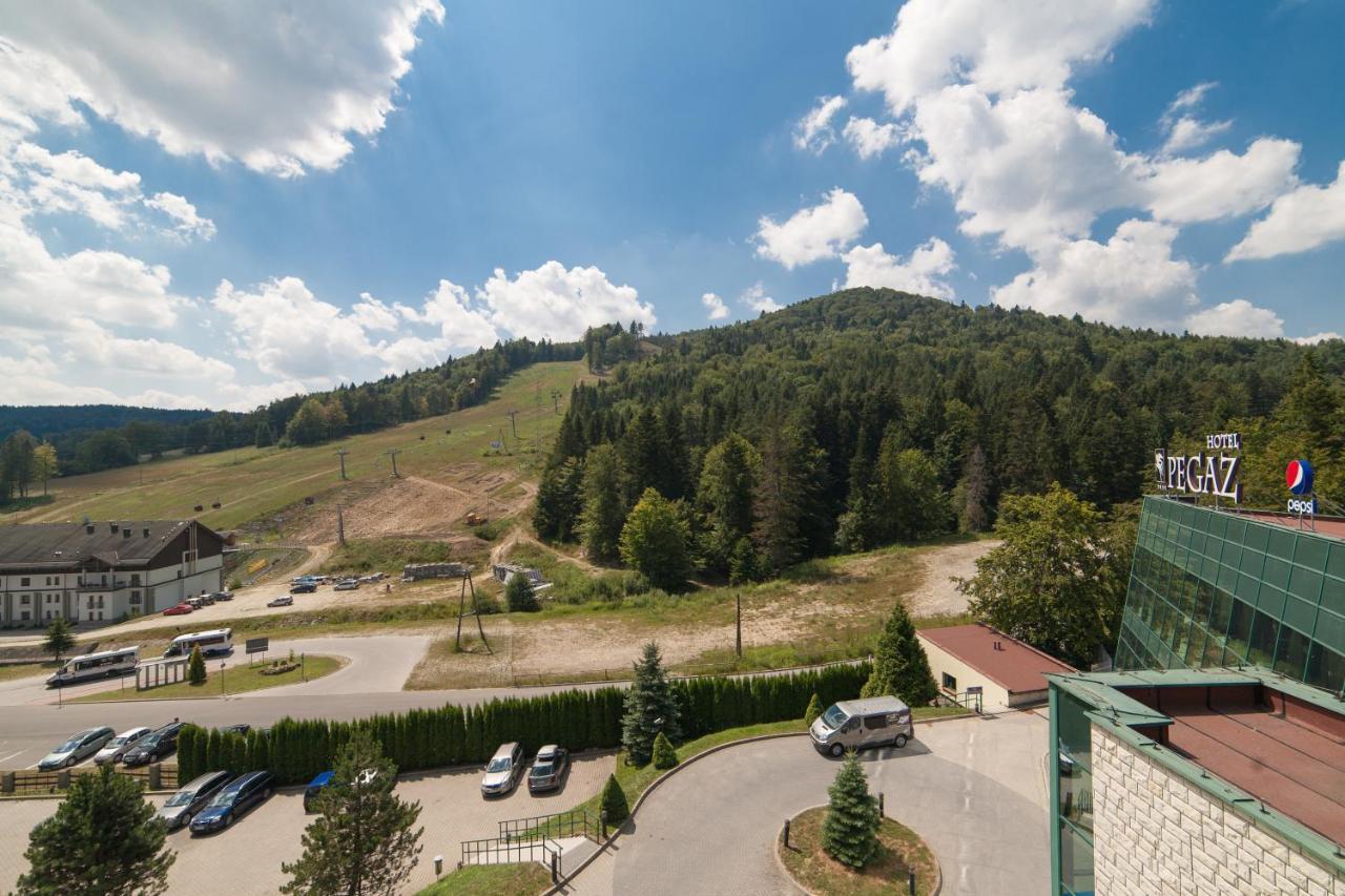 Hotel Pegaz Krynica-Zdrój Exteriér fotografie