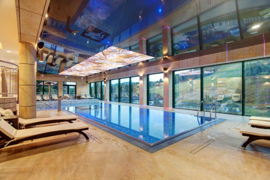Hotel Pegaz Krynica-Zdrój Exteriér fotografie